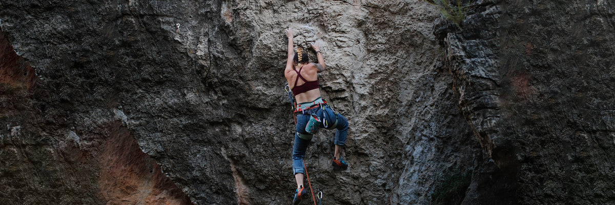 Ropa de montaña para mujer