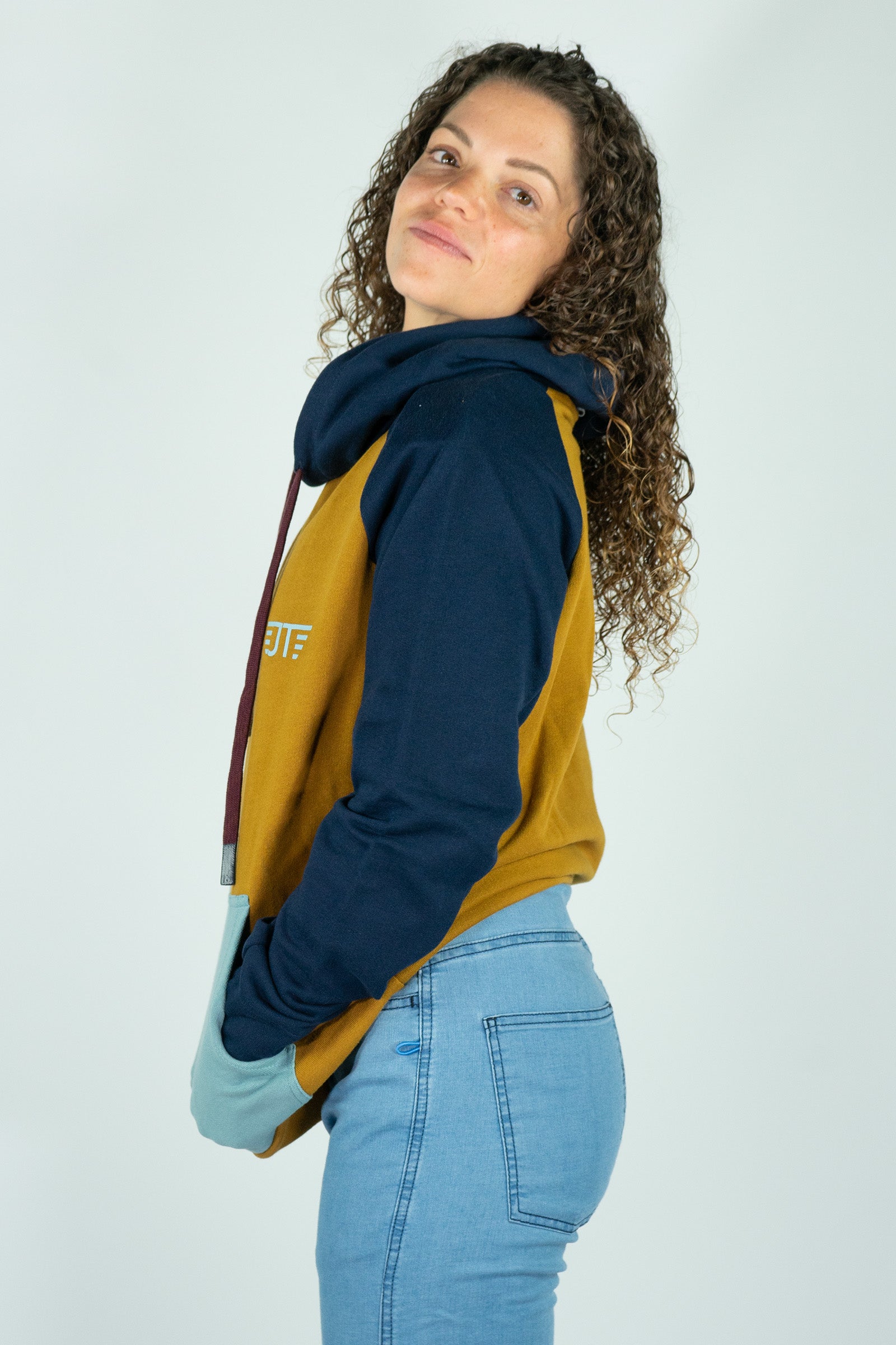 Sudadera Algodón Orgánico Hill Mustard Mujer